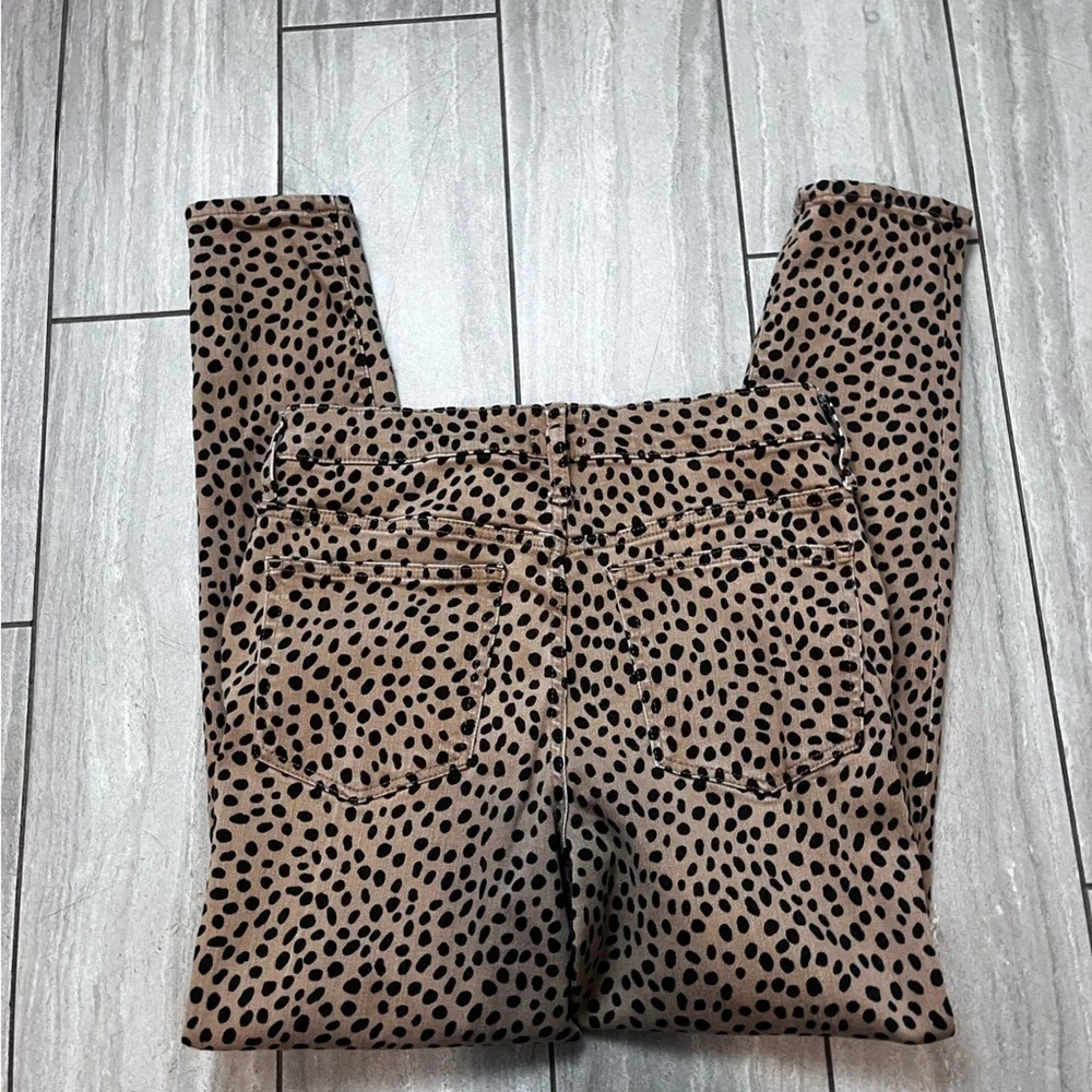 J Crew 9” Toothpick Jeans in Leopard Dot Print size 27